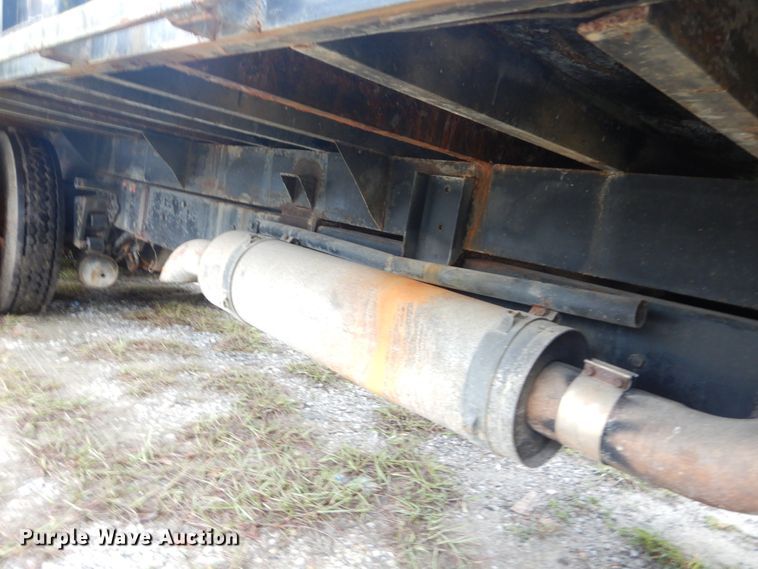 image for item IV9709 1997 Volvo WG  dump truck