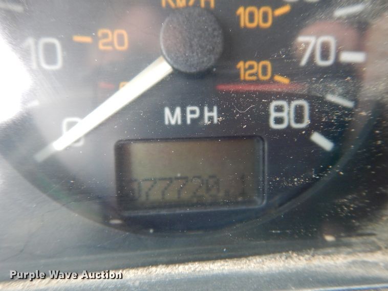 image for item IV9709 1997 Volvo WG  dump truck