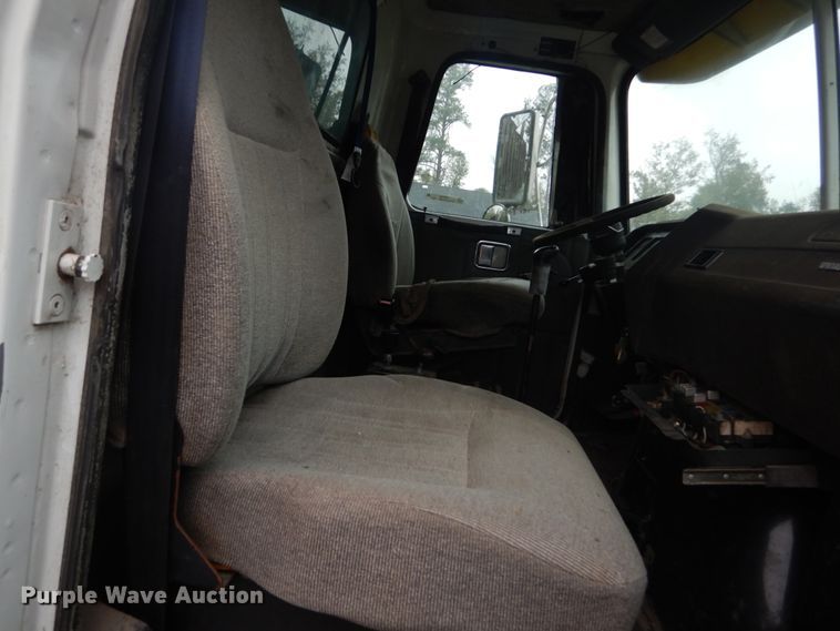 image for item IV9709 1997 Volvo WG  dump truck