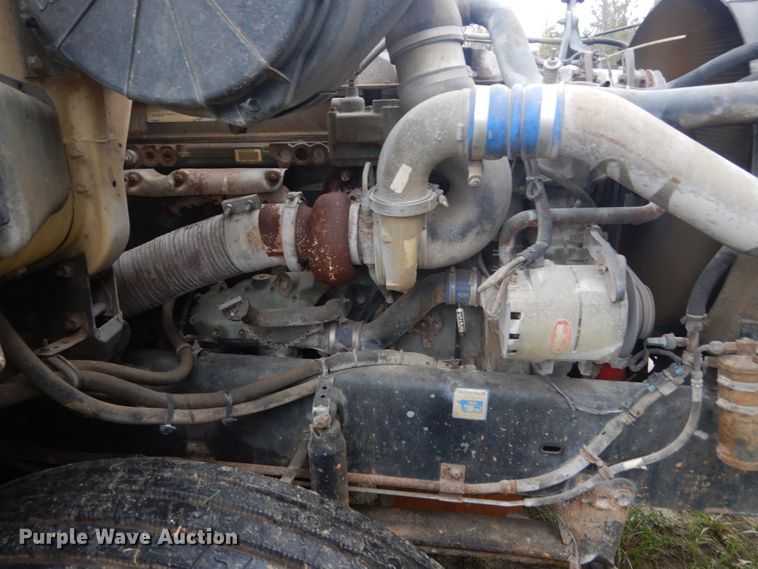 image for item IV9709 1997 Volvo WG  dump truck