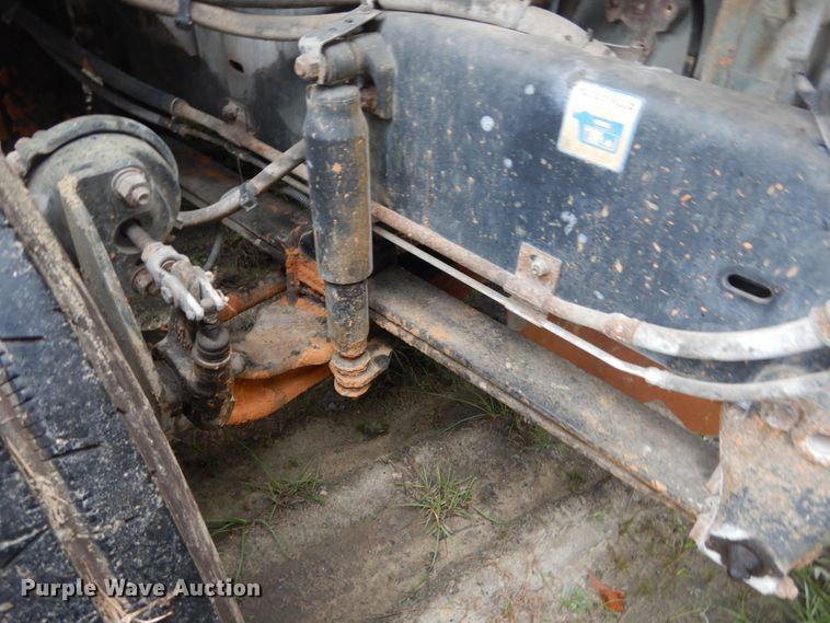 image for item IV9709 1997 Volvo WG  dump truck