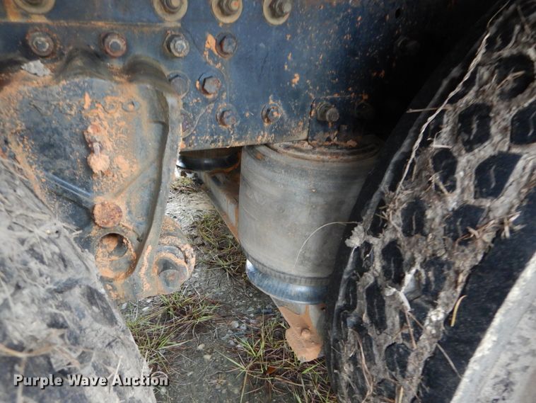 image for item IV9709 1997 Volvo WG  dump truck