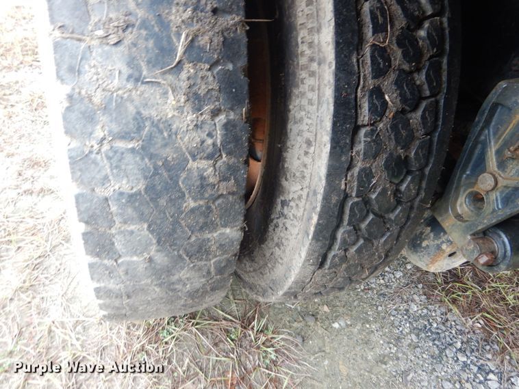 image for item IV9709 1997 Volvo WG  dump truck