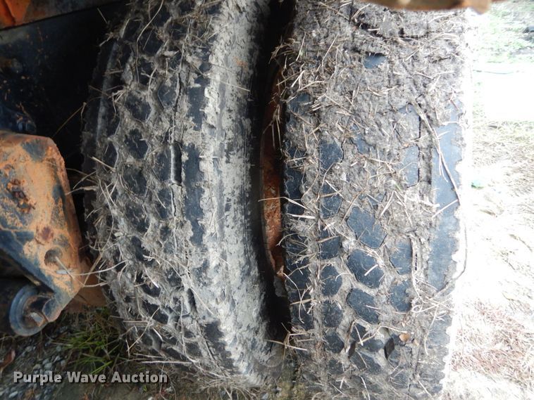 image for item IV9709 1997 Volvo WG  dump truck