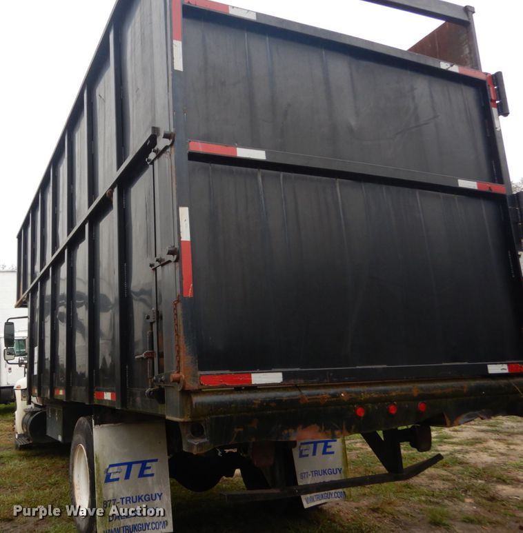 image for item IV9711 2009 International 4300  dump truck