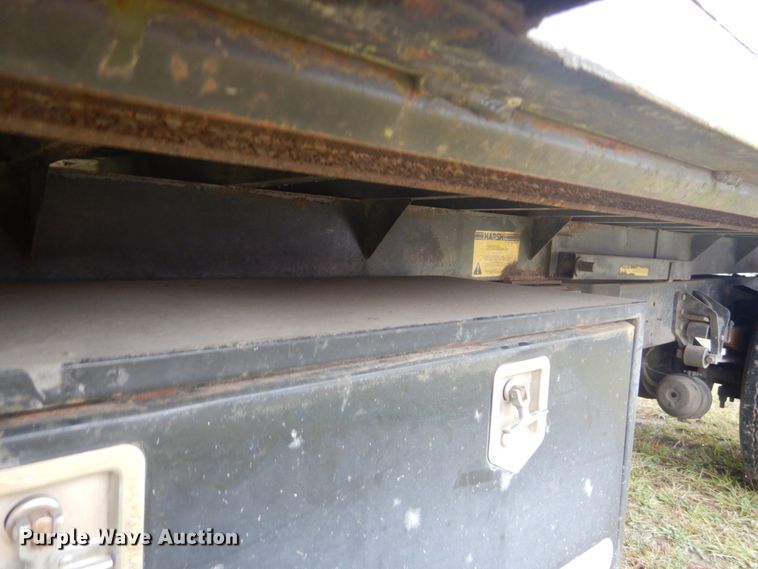 image for item IV9711 2009 International 4300  dump truck