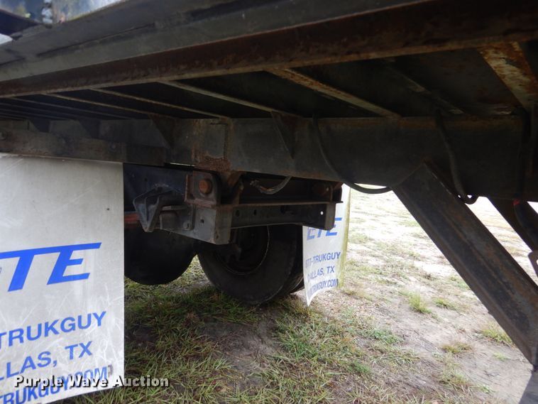 image for item IV9711 2009 International 4300  dump truck