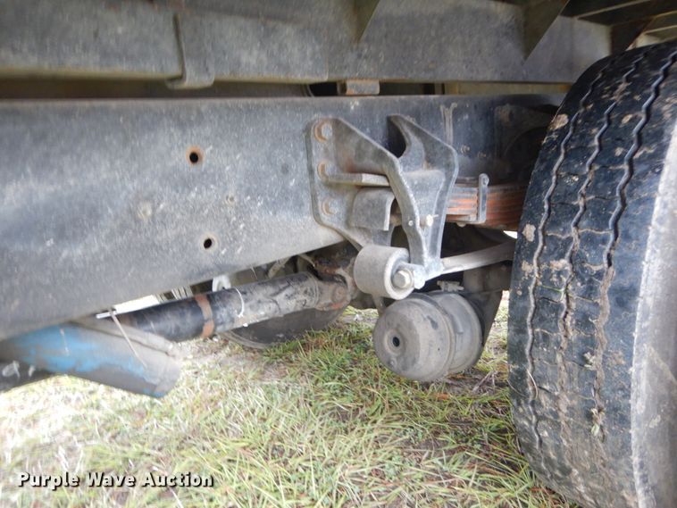 image for item IV9711 2009 International 4300  dump truck