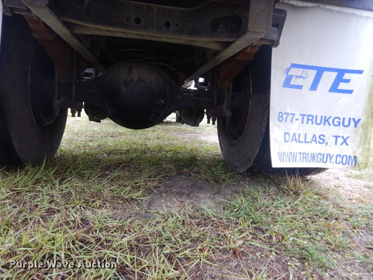 image for item IV9711 2009 International 4300  dump truck