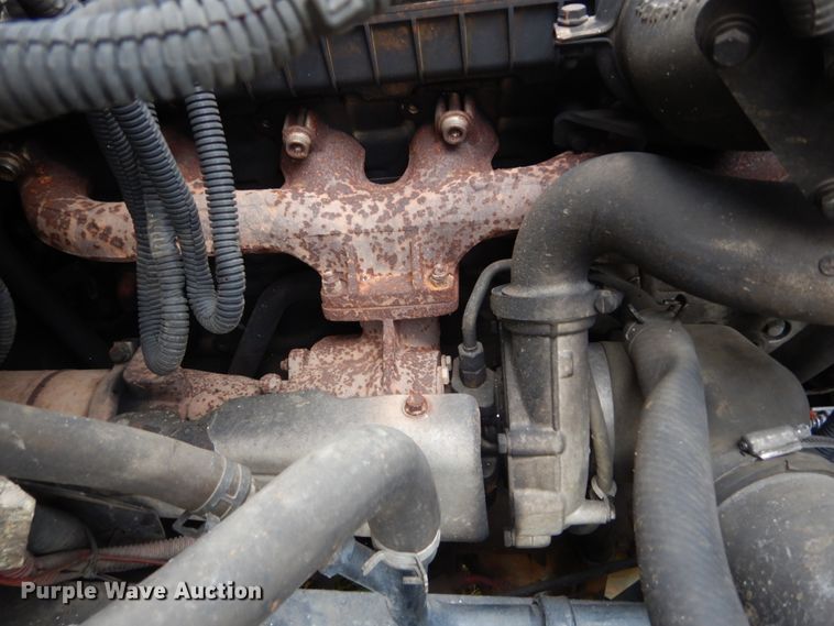 image for item IV9714 2003 Freightliner FL70  bucket truck