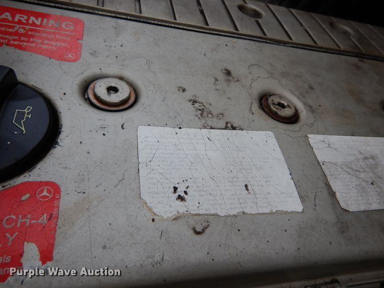 image for item IV9714 2003 Freightliner FL70  bucket truck