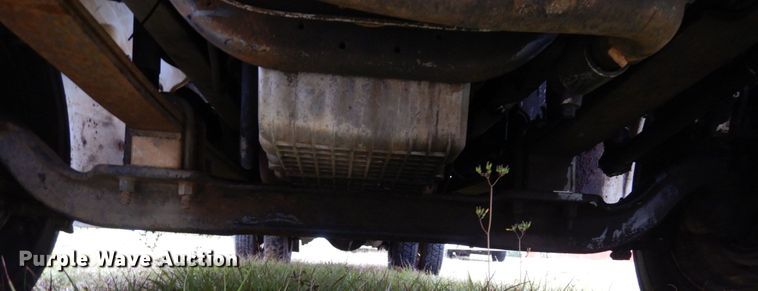 image for item IV9714 2003 Freightliner FL70  bucket truck