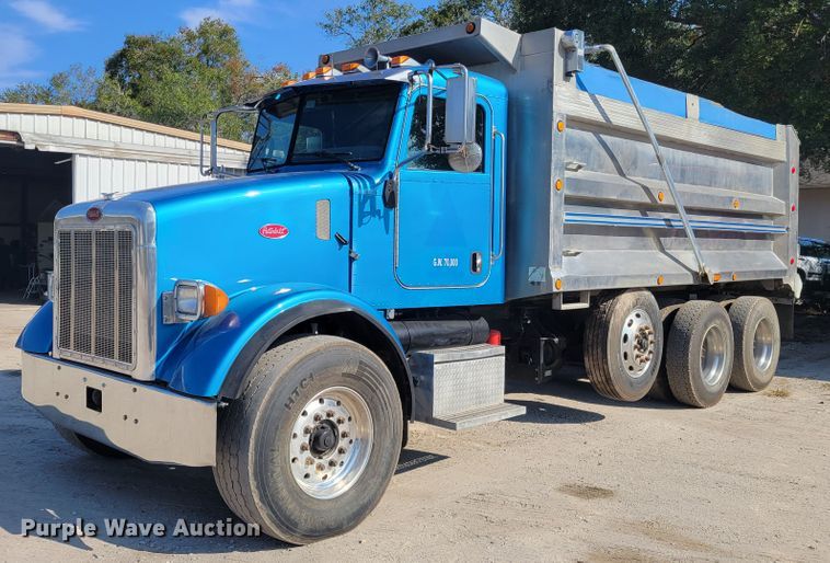 image for item IV9716 2006 Peterbilt 357  dump truck