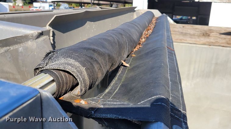 image for item IV9716 2006 Peterbilt 357  dump truck