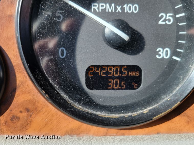 image for item IV9716 2006 Peterbilt 357  dump truck