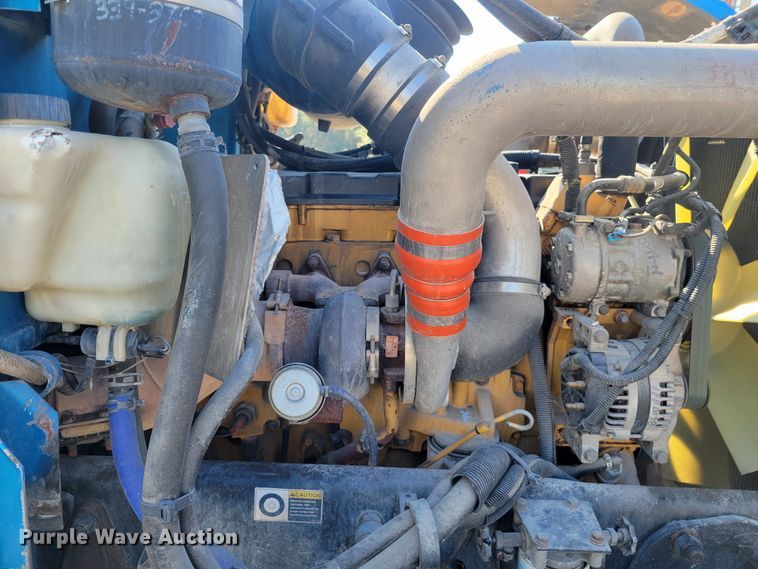 image for item IV9716 2006 Peterbilt 357  dump truck