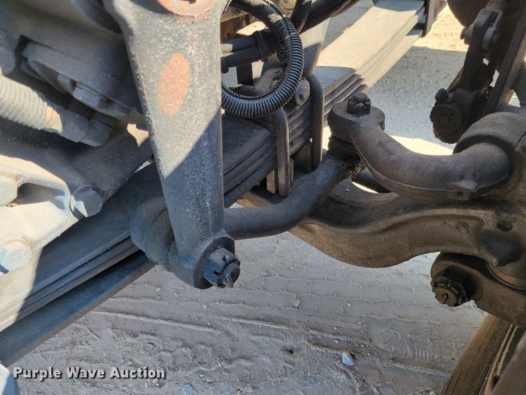 image for item IV9716 2006 Peterbilt 357  dump truck