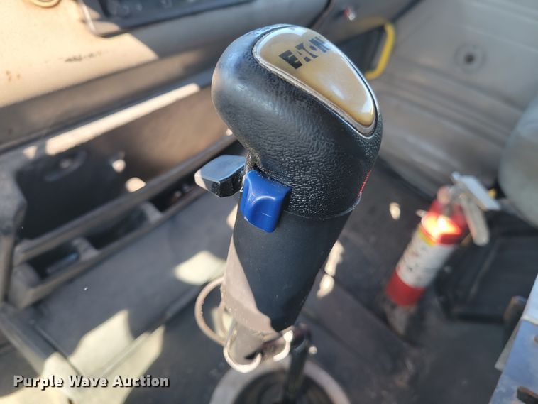 image for item IV9717 1999 Freightliner FL112  dump truck