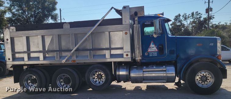 image for item IV9718 2000 Peterbilt 357  dump truck