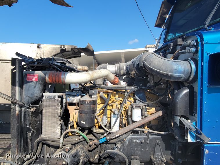 image for item IV9718 2000 Peterbilt 357  dump truck