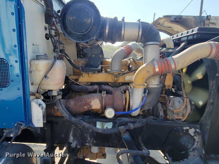 image for item IV9718 2000 Peterbilt 357  dump truck