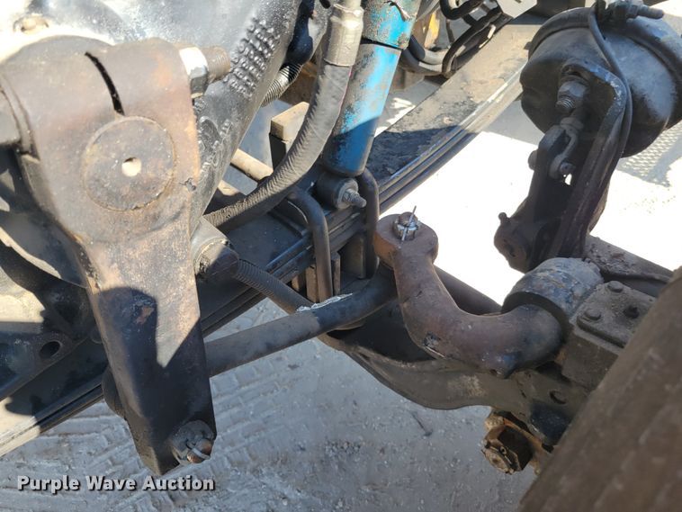 image for item IV9718 2000 Peterbilt 357  dump truck