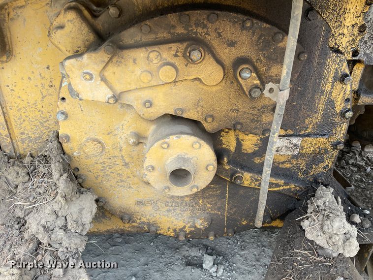 image for item IX9607 1992 Caterpillar D4H  dozer