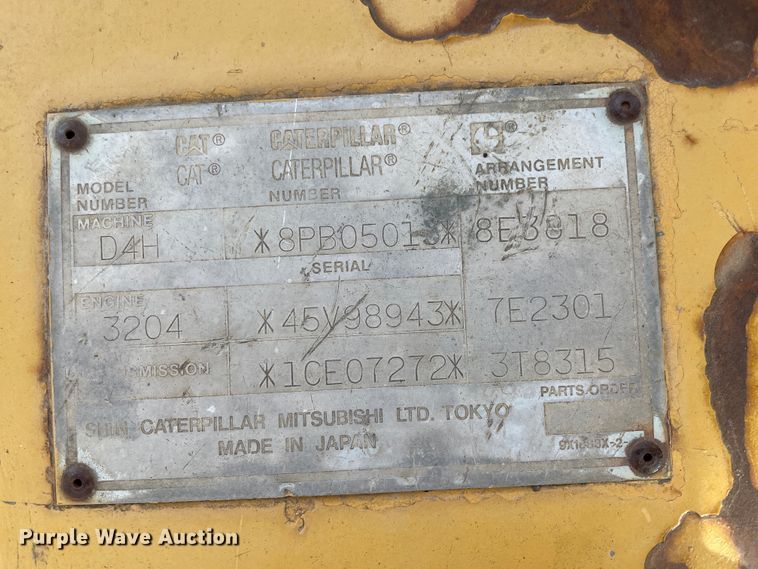 image for item IX9607 1992 Caterpillar D4H  dozer