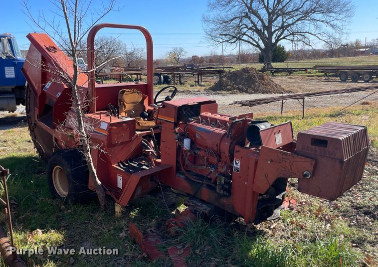 image for item IX9673 1997 Ditch Witch 7610  rock saw