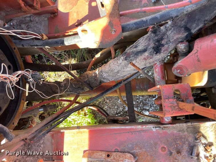 image for item IX9673 1997 Ditch Witch 7610  rock saw