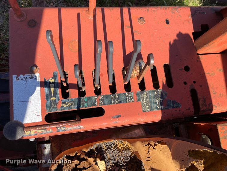 image for item IX9673 1997 Ditch Witch 7610  rock saw