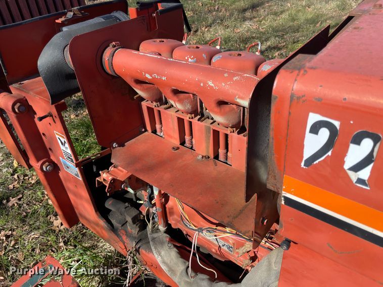 image for item IX9673 1997 Ditch Witch 7610  rock saw