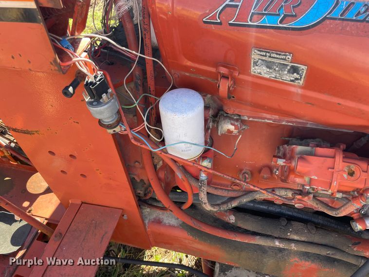 image for item IX9673 1997 Ditch Witch 7610  rock saw