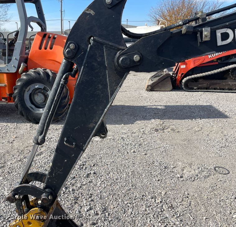 image for item IX9689 2015 John Deere 26G  mini excavator