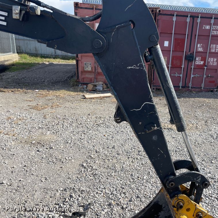 image for item IX9689 2015 John Deere 26G  mini excavator