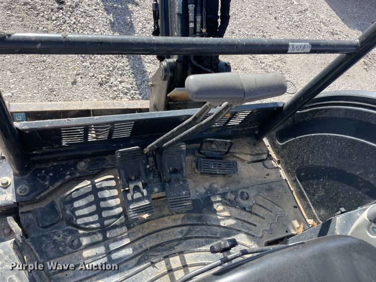 image for item IX9689 2015 John Deere 26G  mini excavator