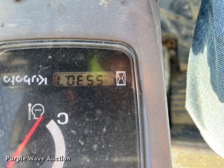 image for item IX9690 2011 Kubota SVL90  tracked skid steer loader