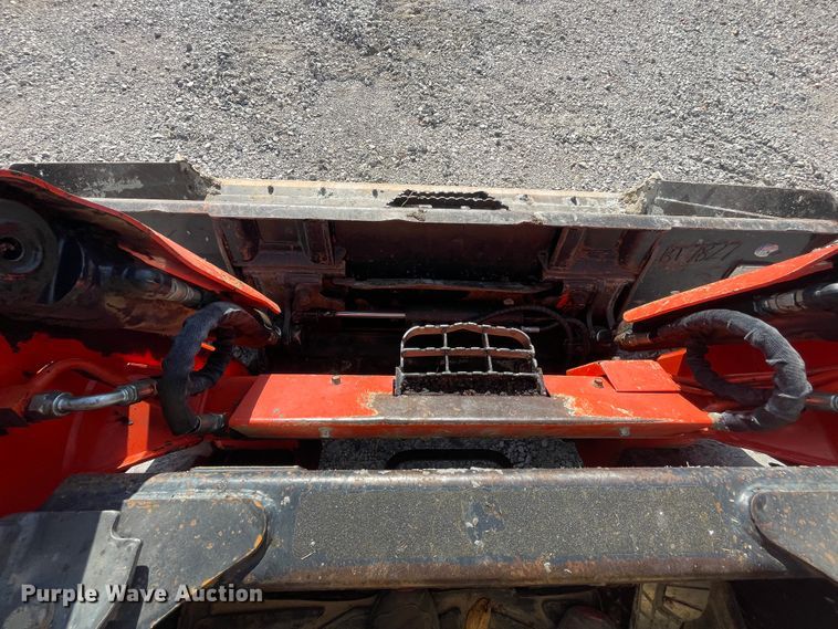 image for item IX9690 2011 Kubota SVL90  tracked skid steer loader