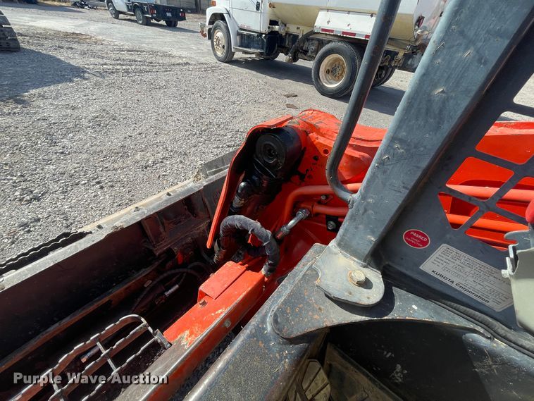 image for item IX9690 2011 Kubota SVL90  tracked skid steer loader