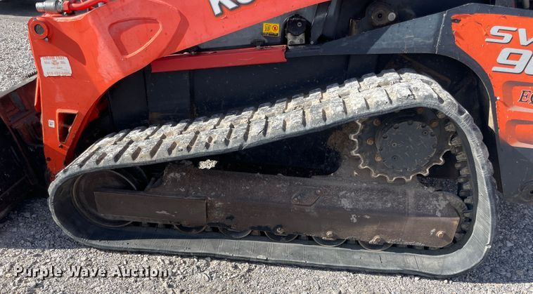 image for item IX9690 2011 Kubota SVL90  tracked skid steer loader