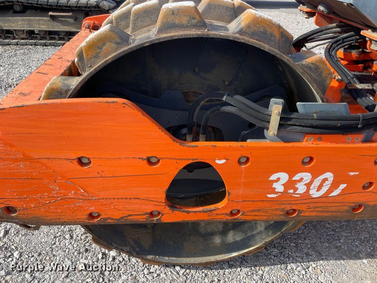 image for item IX9691 Hamm 3307P  single drum vibratory roller