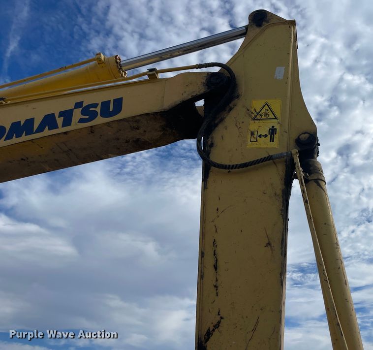 image for item IX9692 2011 Komatsu PC138USLC-8  excavator