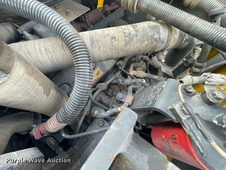 image for item IX9692 2011 Komatsu PC138USLC-8  excavator