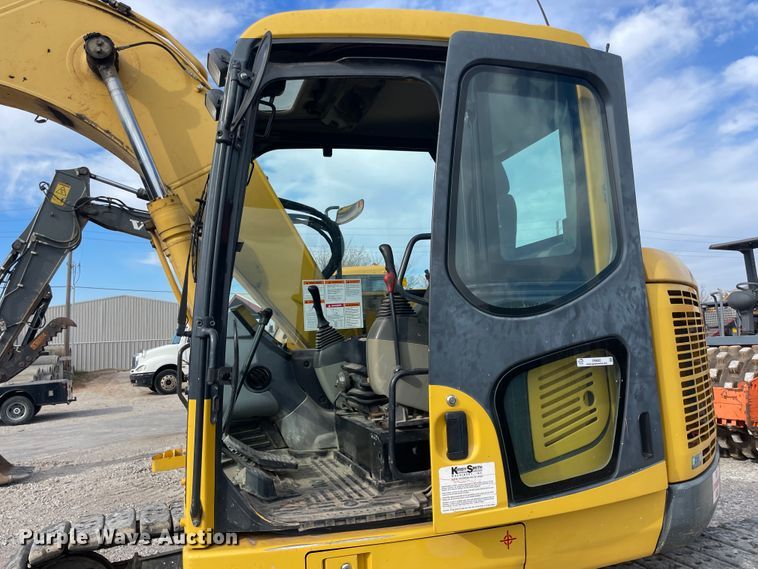 image for item IX9692 2011 Komatsu PC138USLC-8  excavator