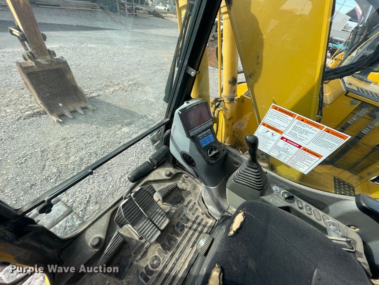 image for item IX9692 2011 Komatsu PC138USLC-8  excavator