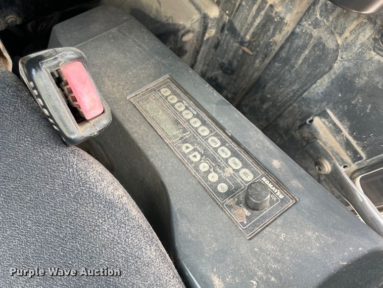 image for item IX9692 2011 Komatsu PC138USLC-8  excavator