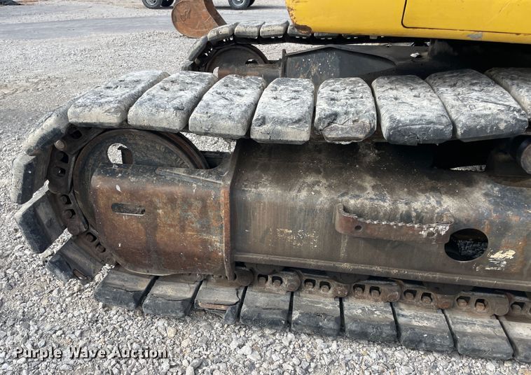 image for item IX9692 2011 Komatsu PC138USLC-8  excavator