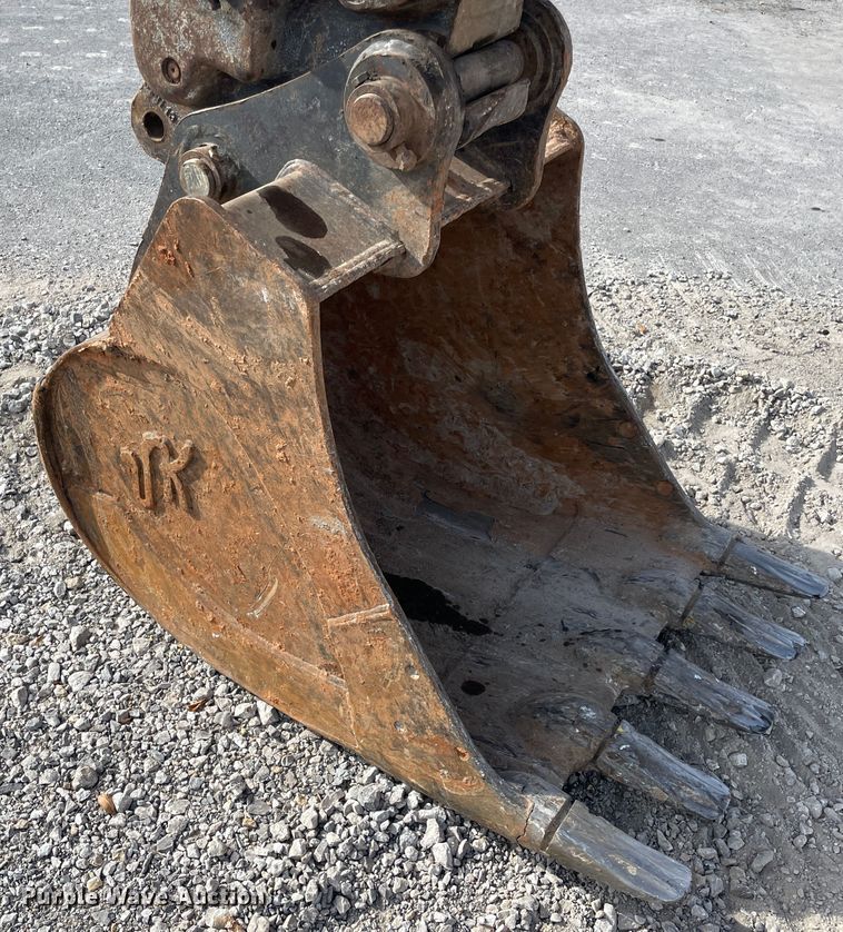 image for item IX9693 Volvo ECR145CL  excavator