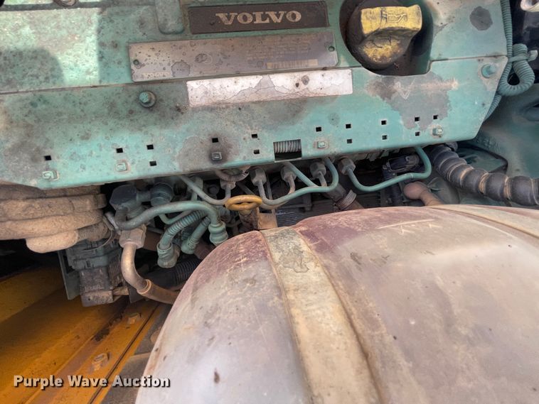 image for item IX9693 Volvo ECR145CL  excavator