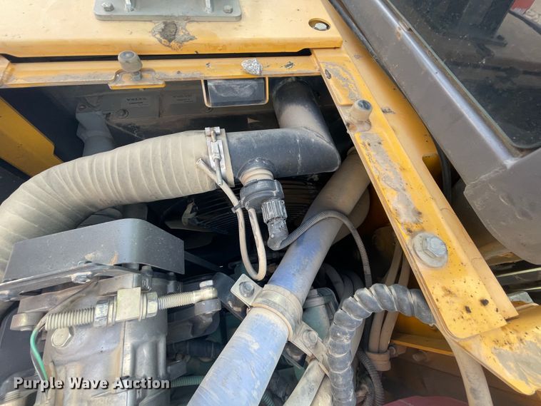 image for item IX9693 Volvo ECR145CL  excavator